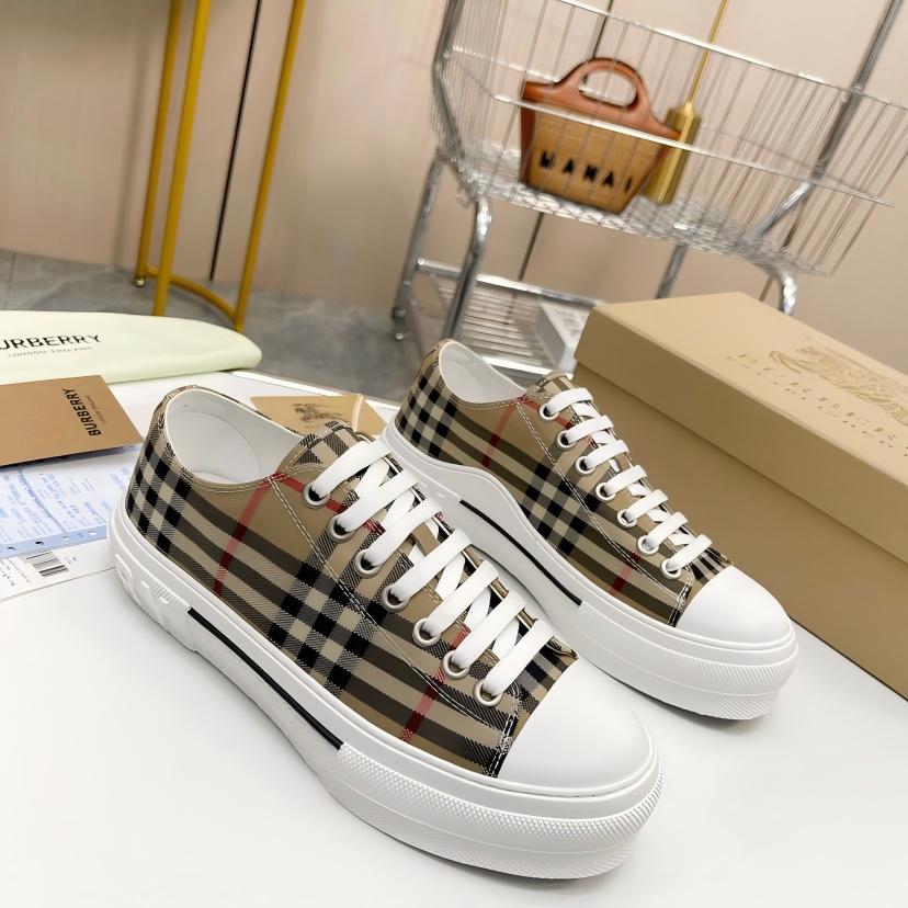 Burberry Sneaker (Women Size)