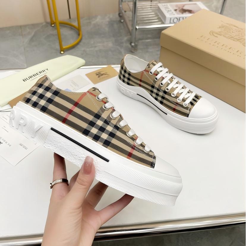Burberry Sneaker (Women Size)