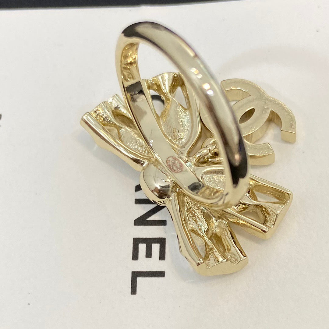Chanel Bowknot Gold Diamond Ring