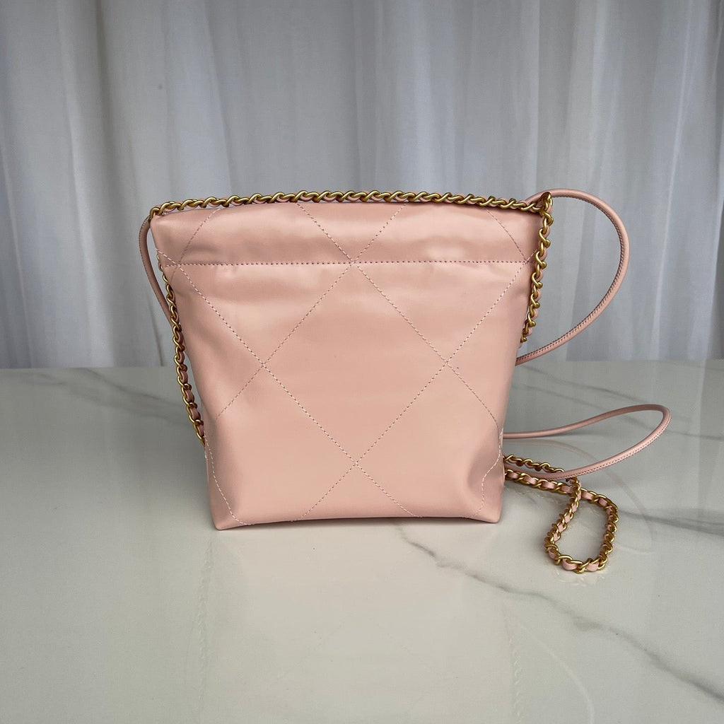 Chanel 22 Bag