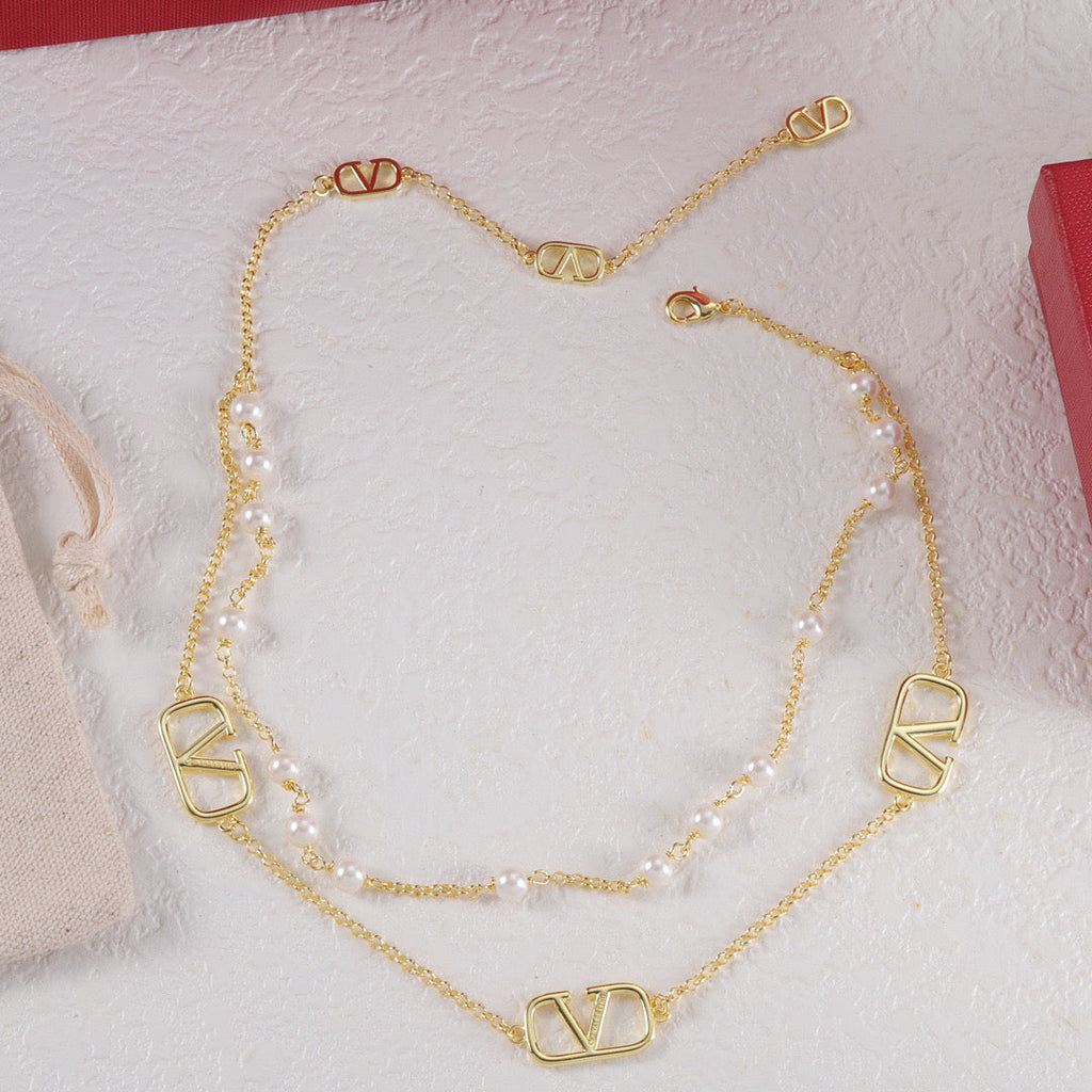 Valentino Pearl Necklace