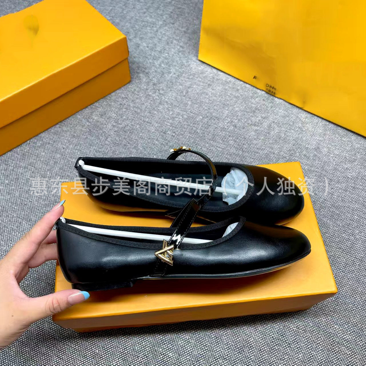 Gucci LV Flat