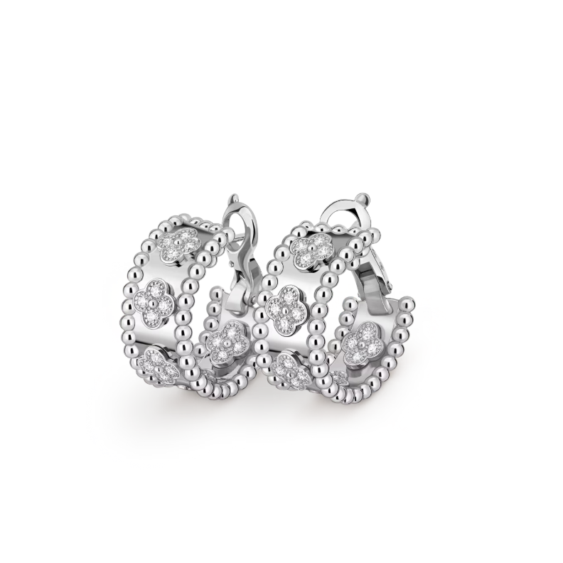 VCA Perlée clovers hoop earrings