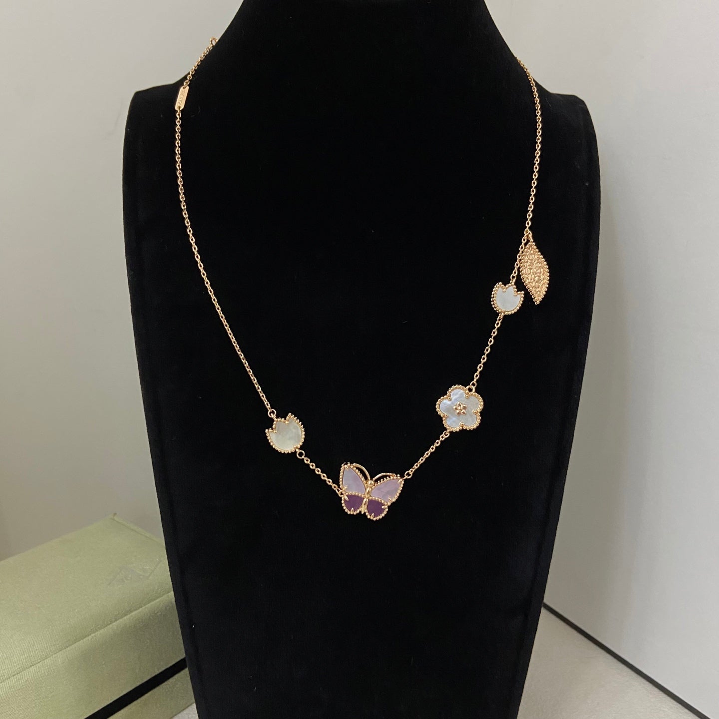 VCA Butterfly Flower Necklace
