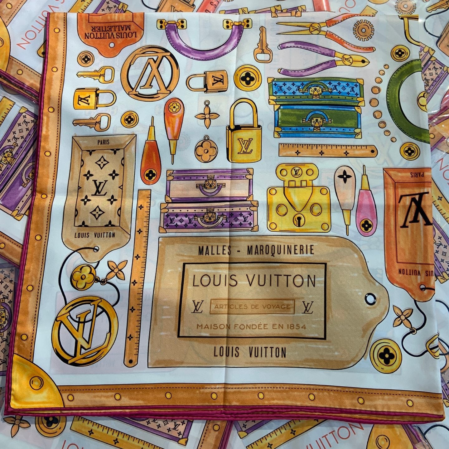 Gucci LV Scarf